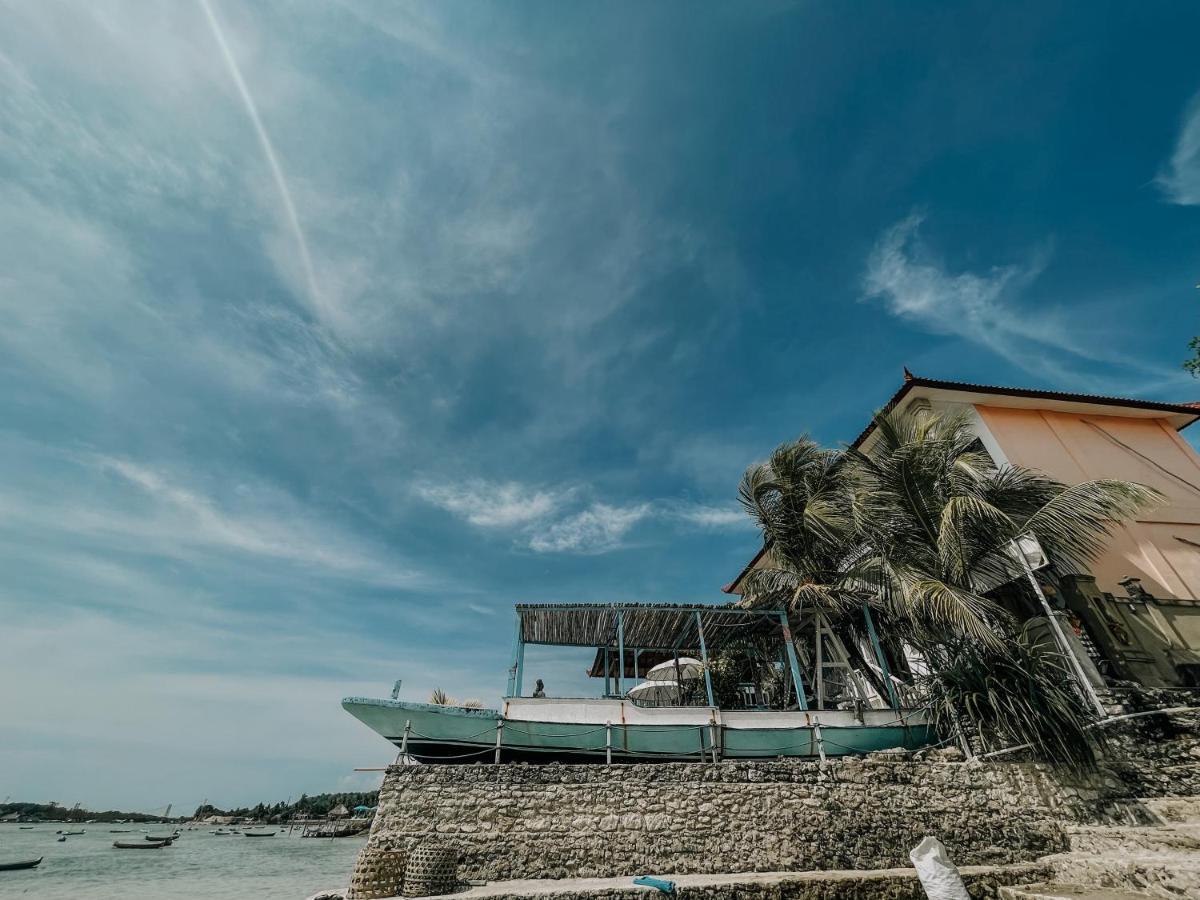 Aurora Beach View Lembongan Exteriör bild