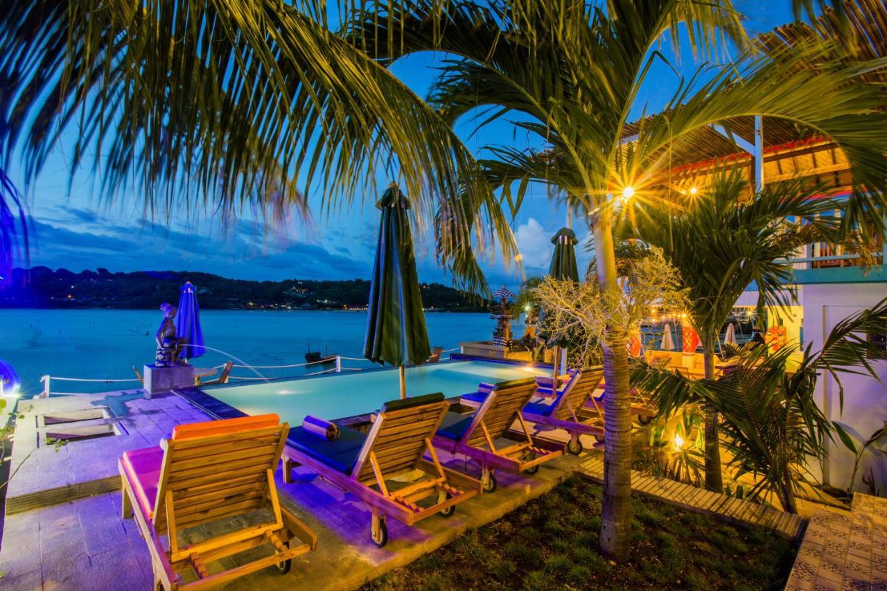 Aurora Beach View Lembongan Exteriör bild